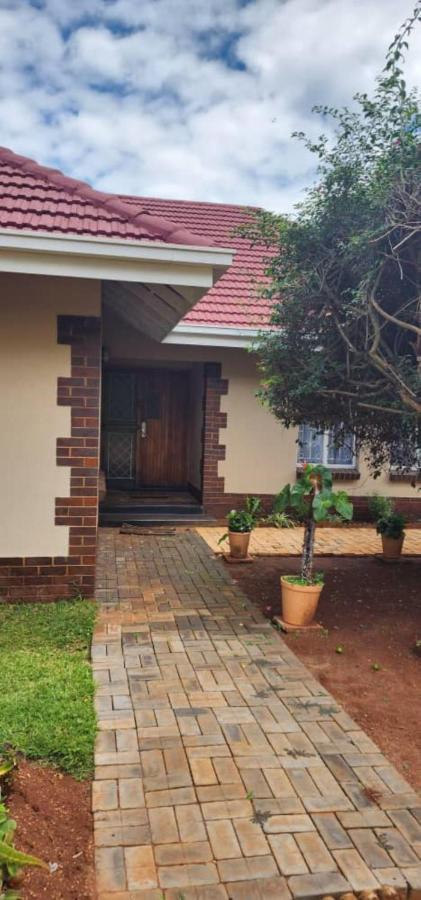 Lovely 3 Bed In Mount Pleasant - 2153 Harare Eksteriør bilde